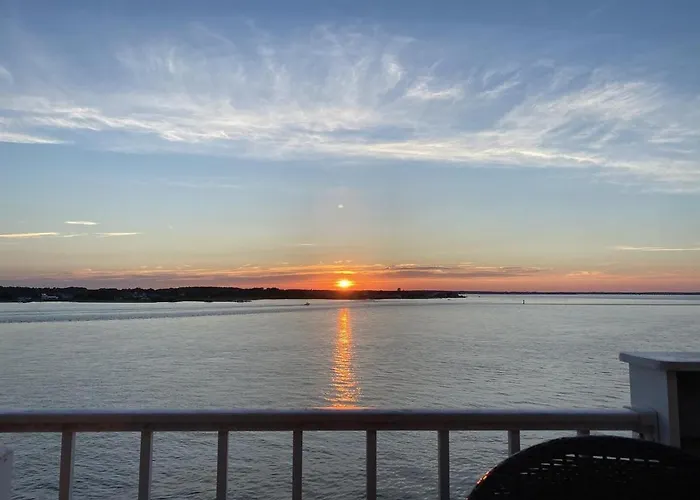 Harbour Island 402l